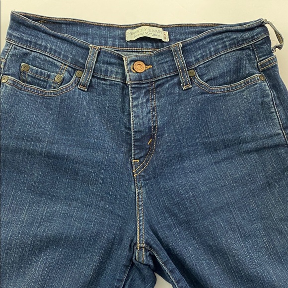 Levi's 512 Perfectly Slimming Fit Boot Cut Denim Jeans - Picture 6 of 11